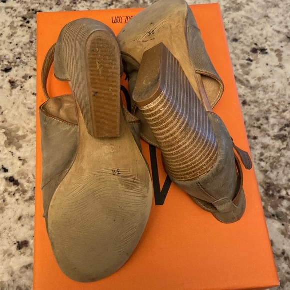 Miz Mooz Khaki & Tan Leather Kismet - Eu Sz 38. Comfortable & go w everything! - Picture 6 of 11
